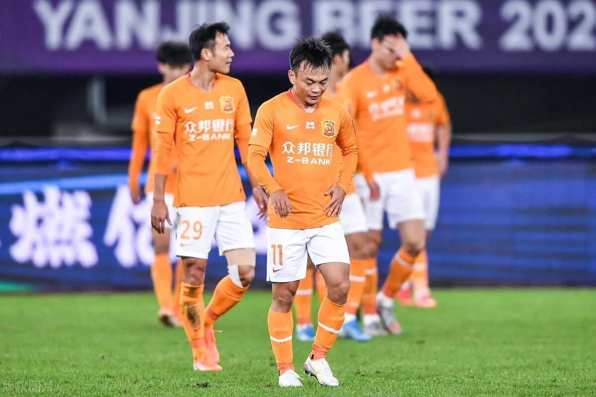 和卓尔闹翻后,以为他会无队可收,如今加盟天津成核心_周通