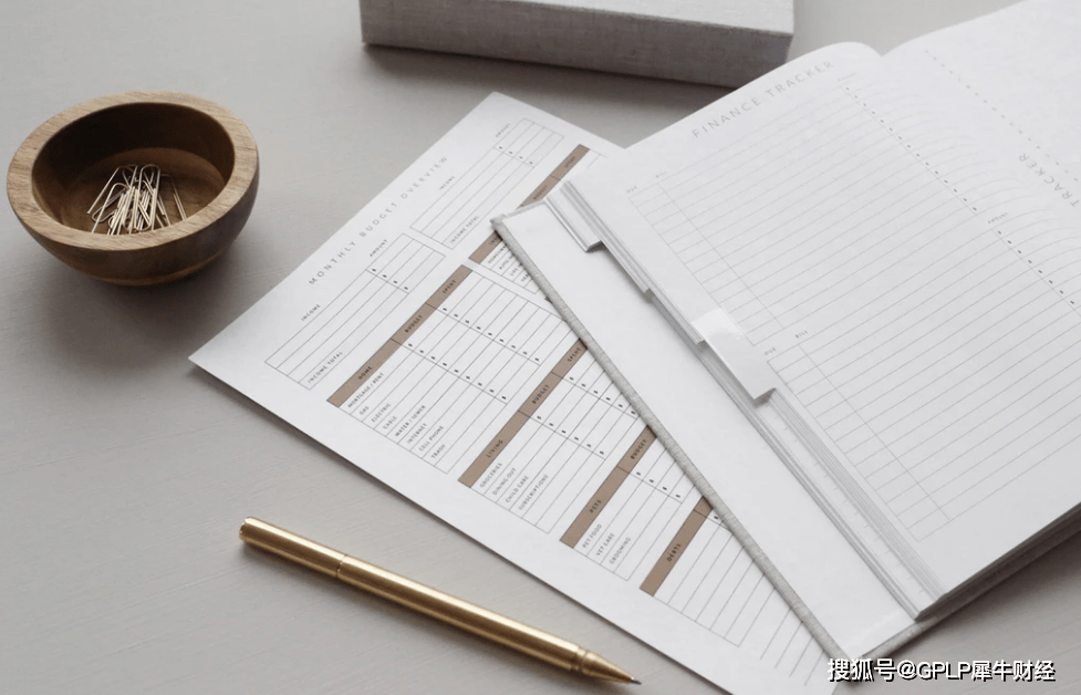 用户数大降 趣店2020财年营收“腰斩”业绩