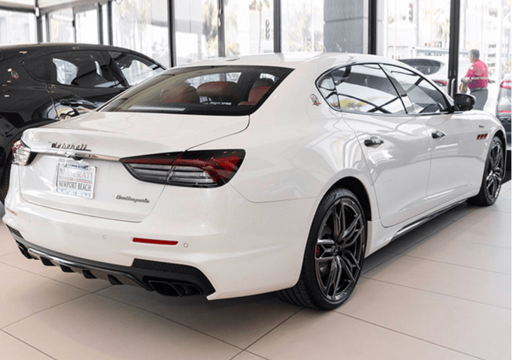 玛莎拉蒂总裁trofeo实拍图曝光搭载38tv8发动机