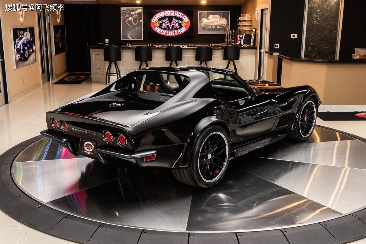 蝙蝠侠的新座驾1968年雪佛兰corvettec3宽体版