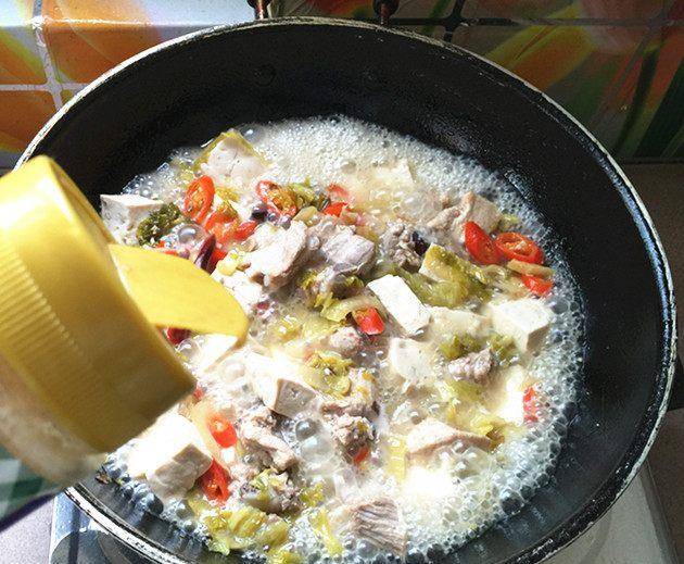 炖豆腐怎么才能炖进滋味 18d78f9fc5dc423d9d56c05537f791f1.jpeg