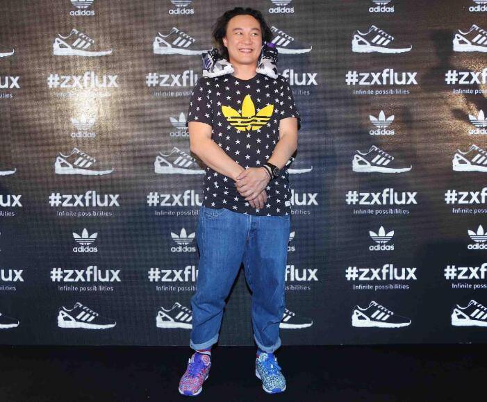 原创陈奕迅与adidas解约后车内发呆长达1小时疑患上抑郁症