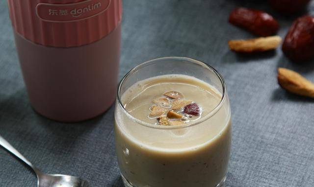 喝豆浆补雌激素多少合适 f3025409ec934ecba23d501c1b801cd2.jpeg