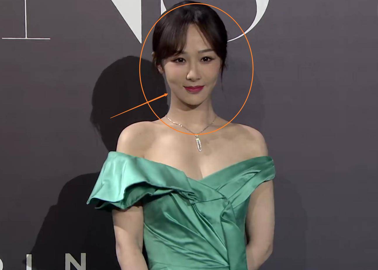 时尚芭莎女明星生图曝光刘诗诗优雅杨颖少女我却被张小斐惊艳