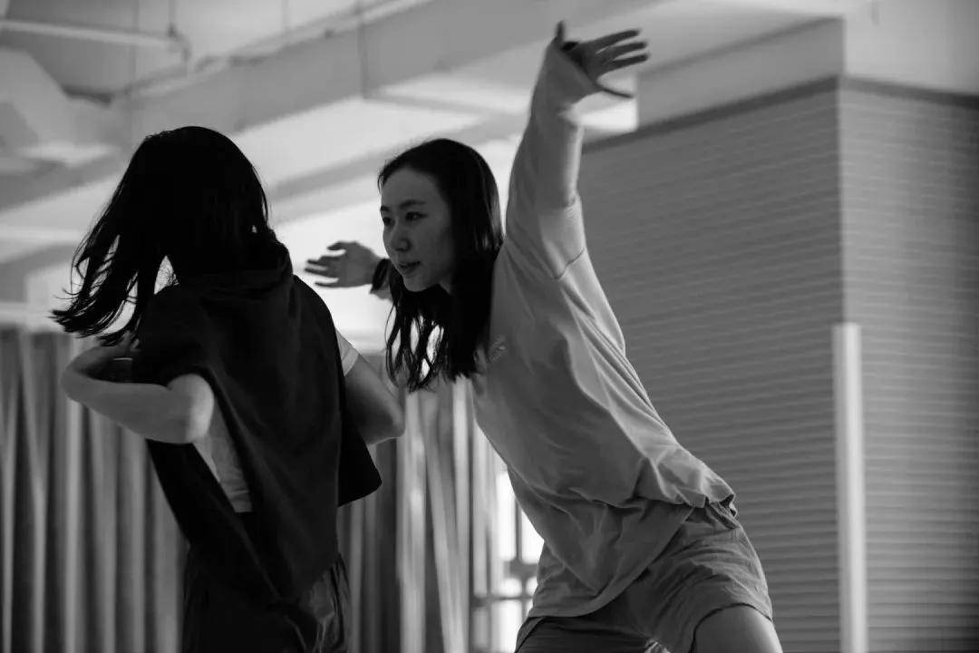 舞蹈家张娅姝现代版游园惊梦:与传说对话,同昆曲共舞