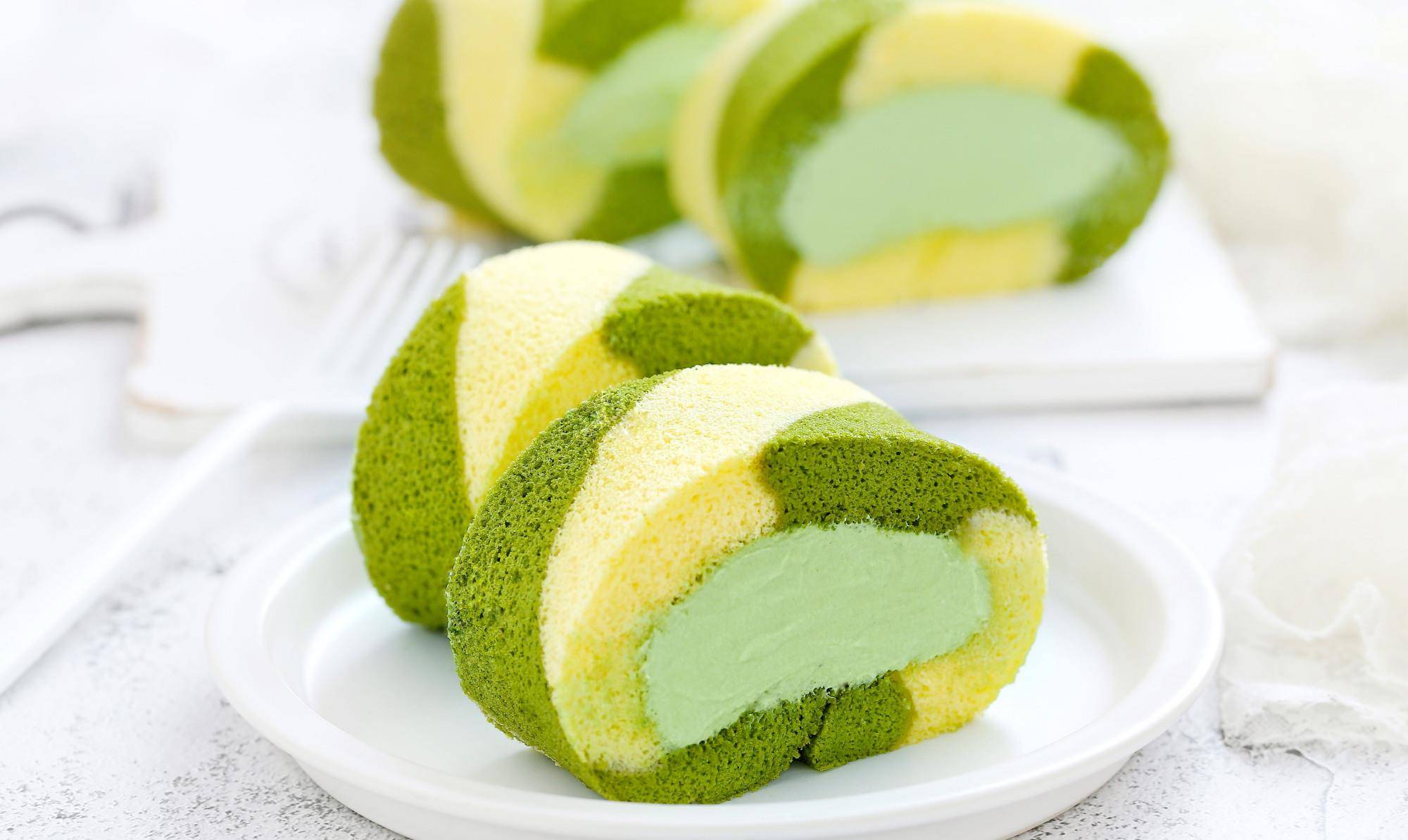 高颜值双色蛋糕卷,色泽诱人口感香甜,按照步骤操作一次就能成功