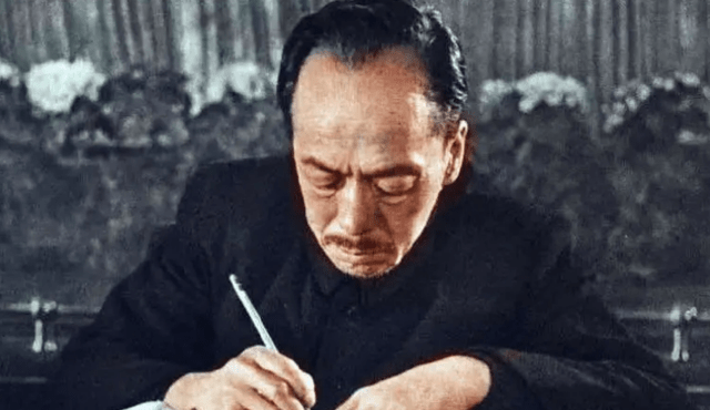什么叫做自大 d1fbdce64dc64b1f81646ccaa36ac743.png