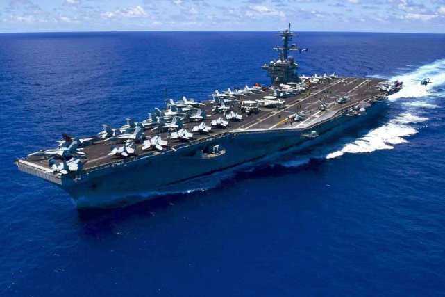 冷战美苏经济总量对比_美苏冷战