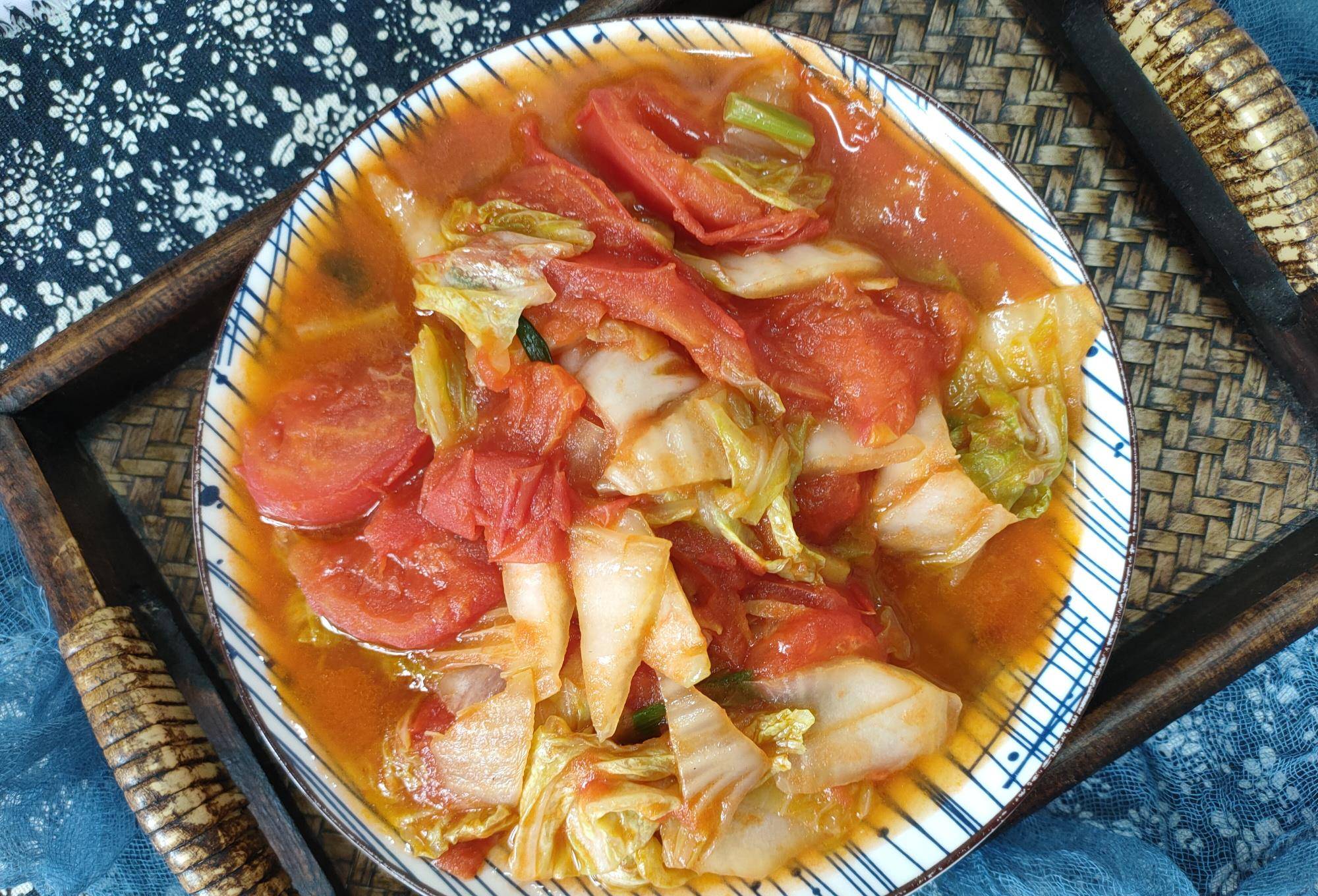 番茄炒什么蔬菜 dd3dd4b2901a47e0a5447bc10ba73cee.jpeg