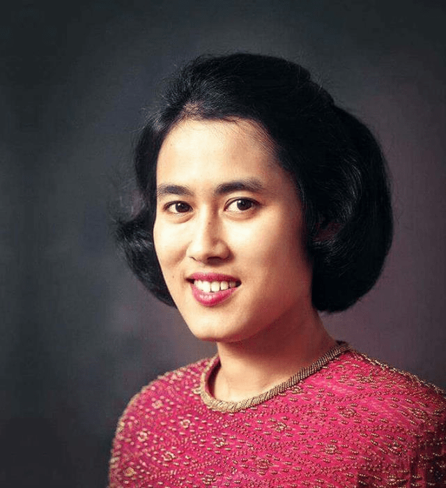 红颜弹指老,刹那芳华,看看诗琳通公主年轻时有多美丽 | 微头条