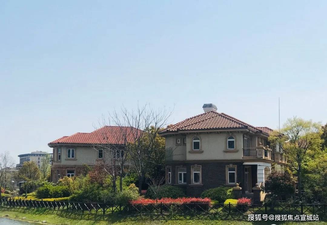 上海的东海御庭顶级别墅,海景沙滩,奢华独栋,浦东别墅楼王_唐镇