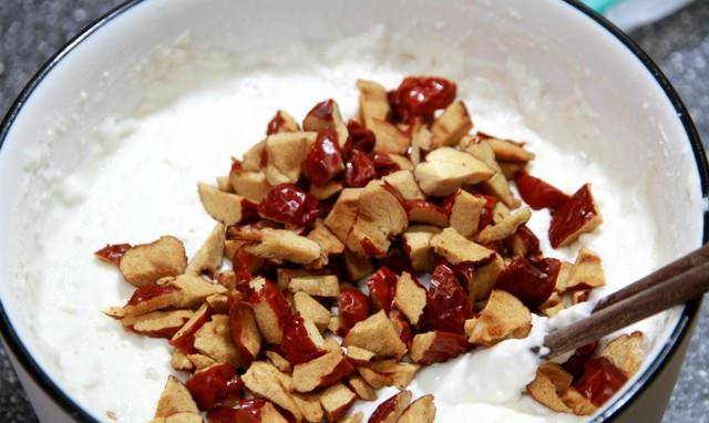 米饭怎么蒸不糊锅底 6144055952a24d93acfc611eb6a69b2d.jpeg