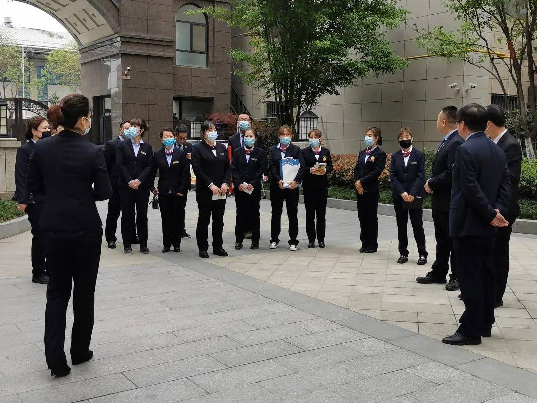 园区整体环境,绿化建设第一站4月7日,宝鸡凌云物业管理有限责任公司