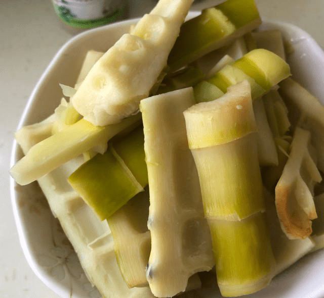 笋是怎么切的 59a3c5096e96472cb1ce2e00622be625.png