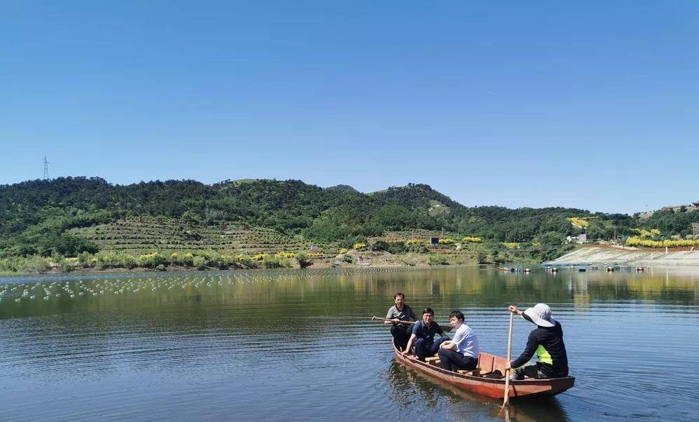 线路图:秦皇岛市区→碧霞庄园休闲渔业基地→柳河溪谷休闲渔业
