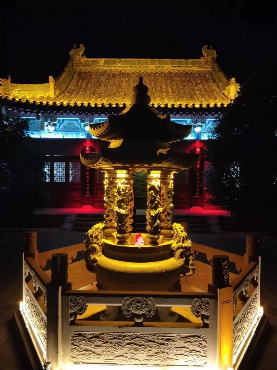 汴梁旅游包公祠里月夜美流光溢彩展华灯2021包祠夜游于4月15日开放