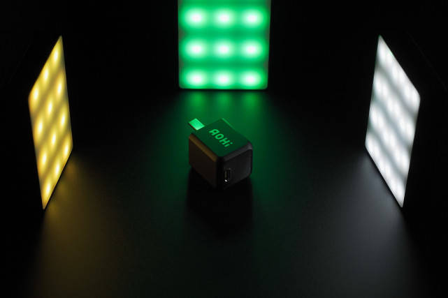 手机|来了！AOHI首款30w Magcube 微型充电器强势搅局！