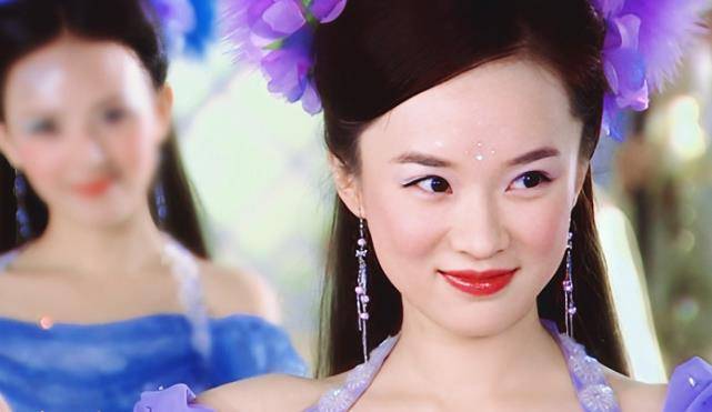 专心照顾家庭,老公杜江在外面打拼.