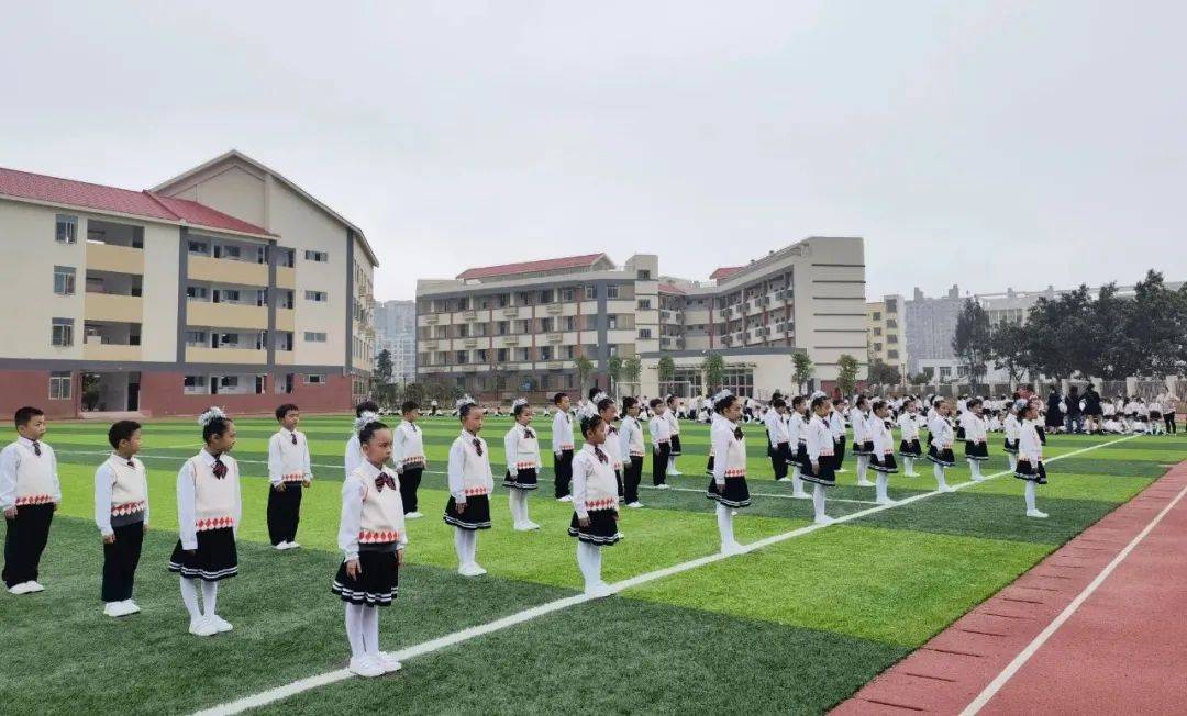 我阳光我运动我快乐琯头中心小学举行一年级广播操比赛活动