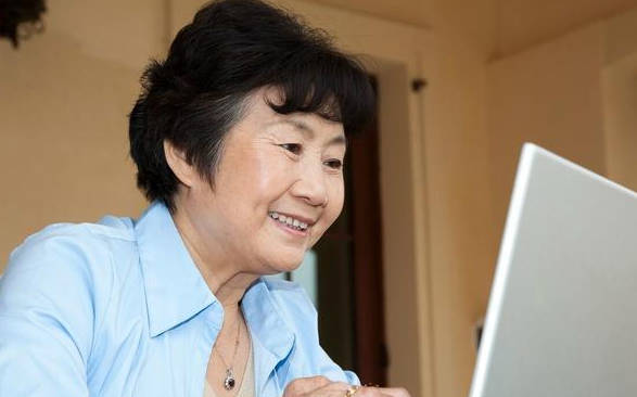 资产过亿,膝下无子,四个女儿均不会生育,曾被骂断子绝孙_素娥