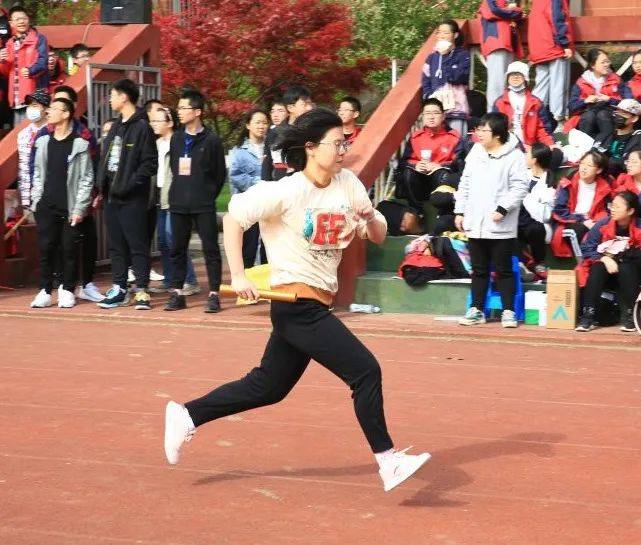 一场春天的盛会江苏省海门中学举行2021年春季田径运动会