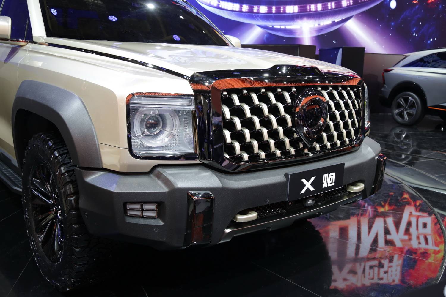 2021上海车展:长城全尺寸皮卡"x炮"亮相