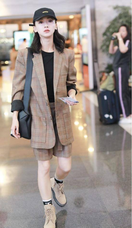 瘦瘦小小的女生好不好 519ff75d321f46bfa0fab079b3d5f3bd.jpeg