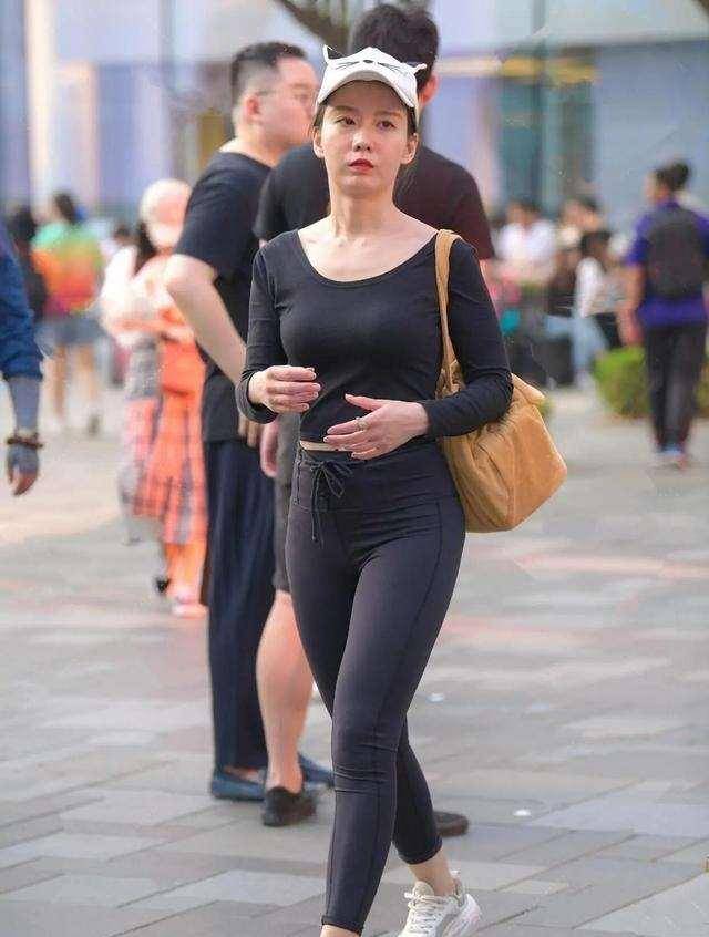 81716dcda9ab461b8751cdd73b804022.jpeg