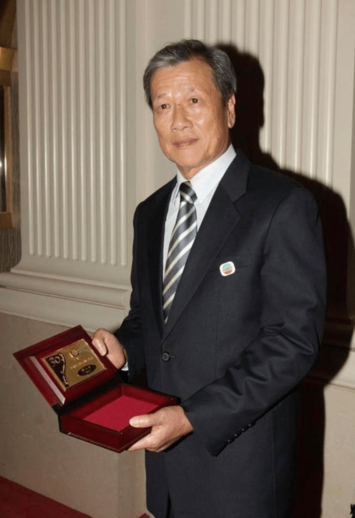 原创74岁刘江风光重返tvb出任节目导师暂不拍戏薪资待遇高于五千