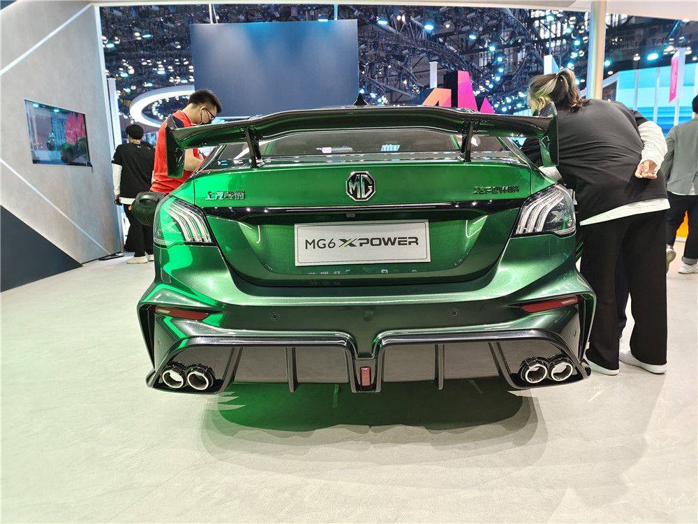 2021上海车展致敬赛道名爵6xpower