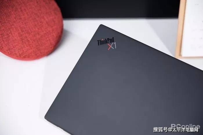 史上最轻ThinkPad评测：轻薄程度可以媲美平板_Nano