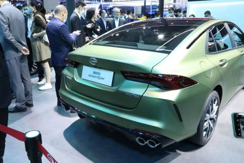 首款运动轿车广汽传祺影豹上海车展首发亮相