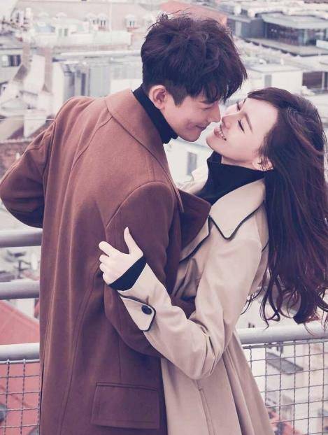 赵丽颖冯绍峰宣布离婚当天罗晋微博也被唐嫣粉丝攻陷请管好你家粉丝