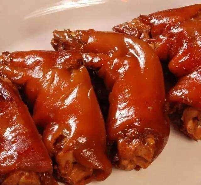 猪脚怎么弄好吃 d0def2593d494155ae859c21fac87967.jpeg