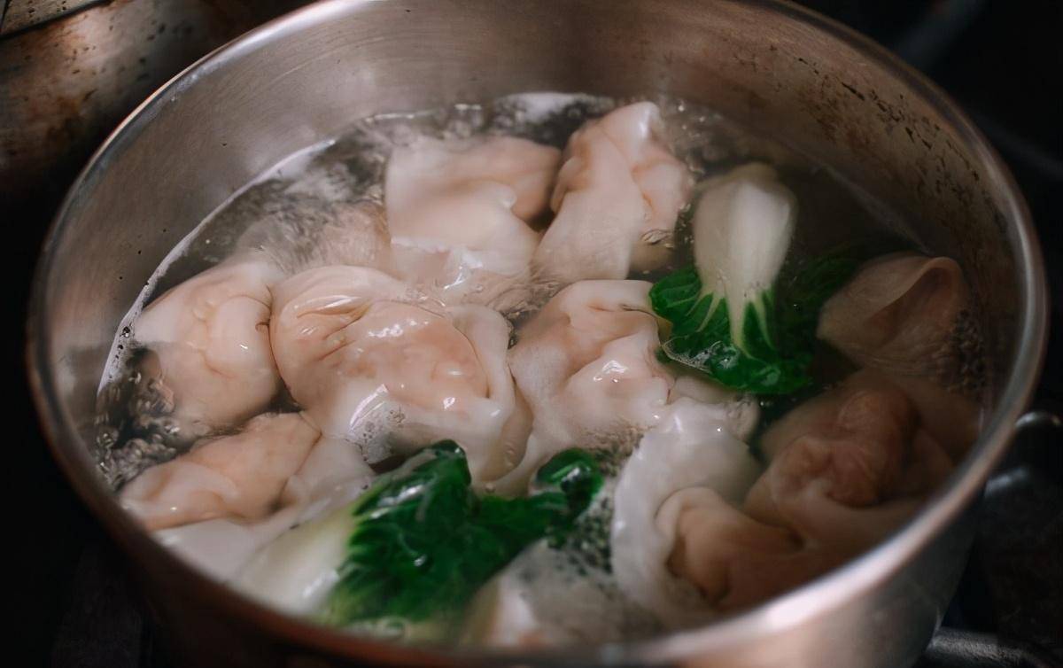 原创自制三鲜馅的馄饨,鲜美开胃,早上吃一口,浑身都舒服