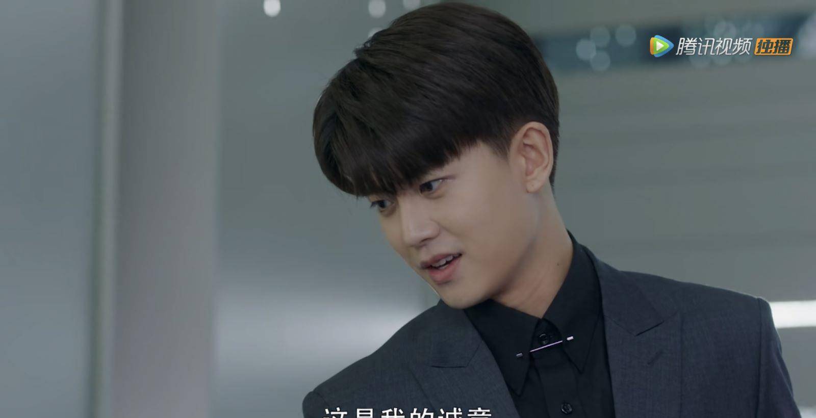 任嘉伦新剧暗讽职场潜规则：陪酒应酬只是常事，更严重的是....._搜狐网