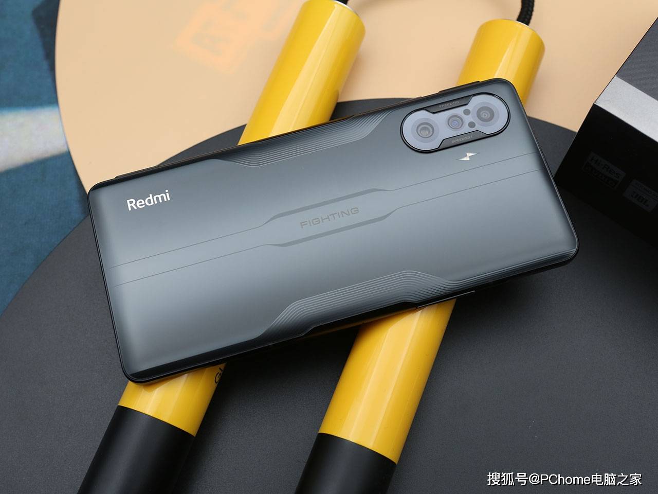 评测|打破传统游戏手机标签 Redmi K40 游戏增强版评测