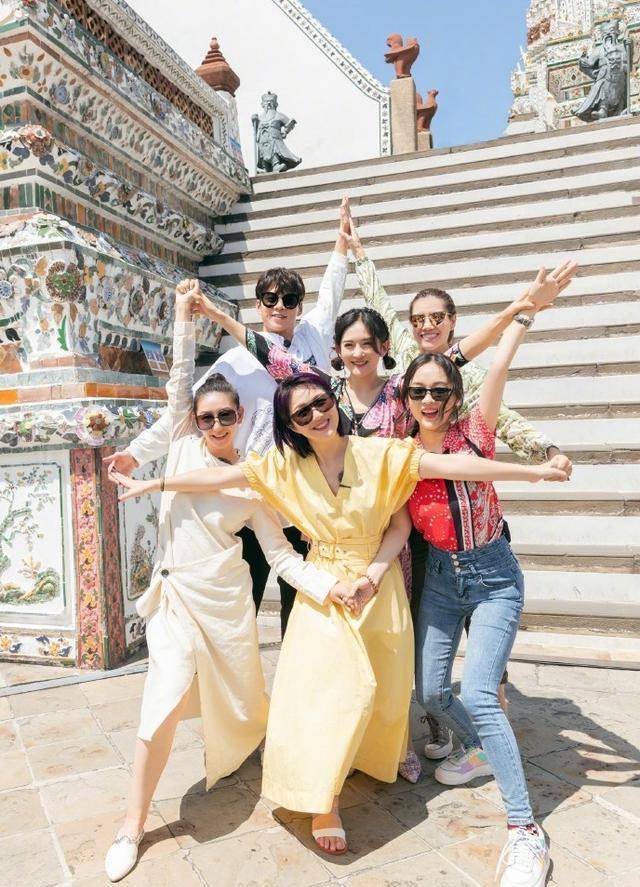 凡事自己开心就好 5c0a51c4ab19425bacbe024adc385ce9.jpeg