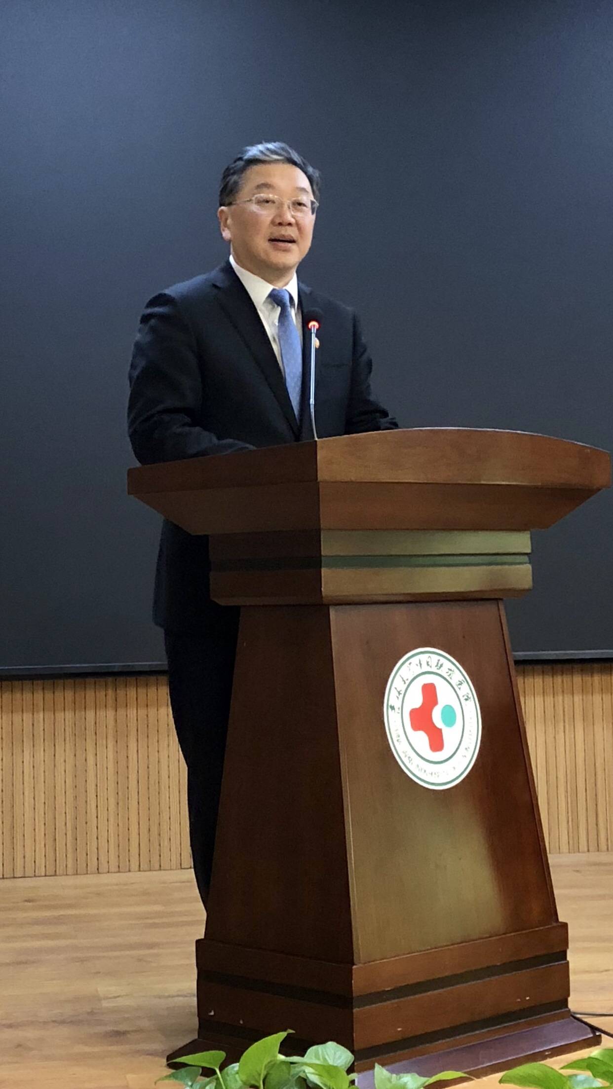 朱冬冬先生当选新一届民革吉林大学委员会主任委员