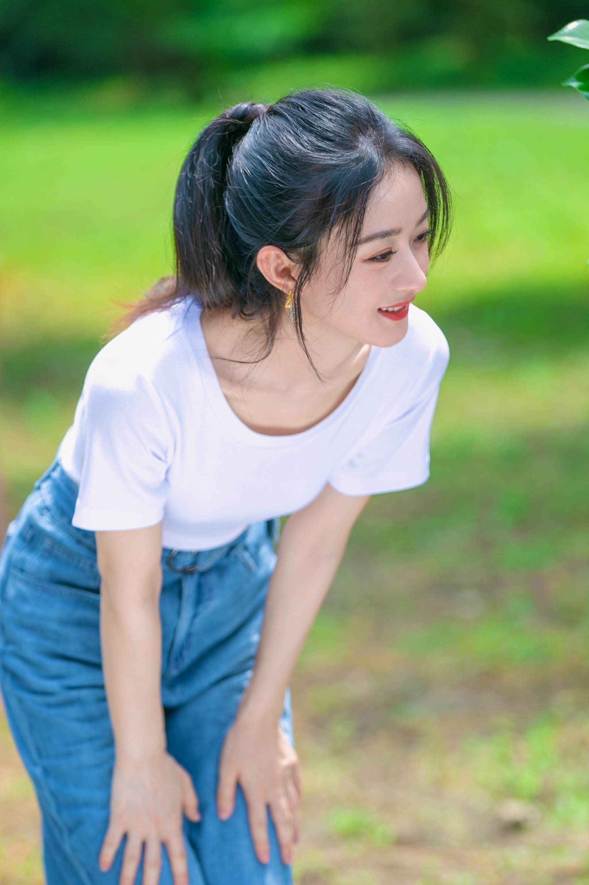 近期,赵丽颖就被拍到拍摄《拜托吧冰箱》的路透,路透图中赵丽颖状态