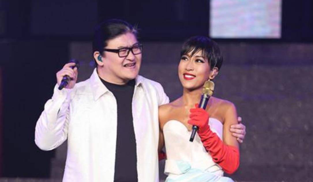 都想要她加入自己的战队,当时吉克隽逸还是选择了刘欢老师,跟着