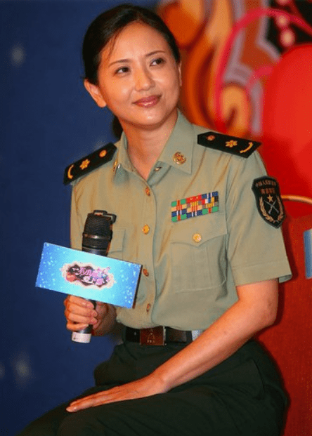 原创她是国家一级演员,甘愿为丈夫守寡十年,今50岁生活是这样的?