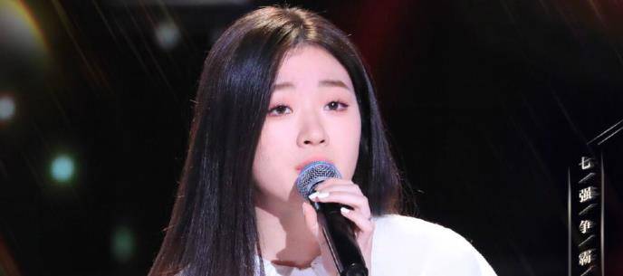 李健问李荣浩 单依纯去你公司面试能过吗 李荣浩的回应太好笑