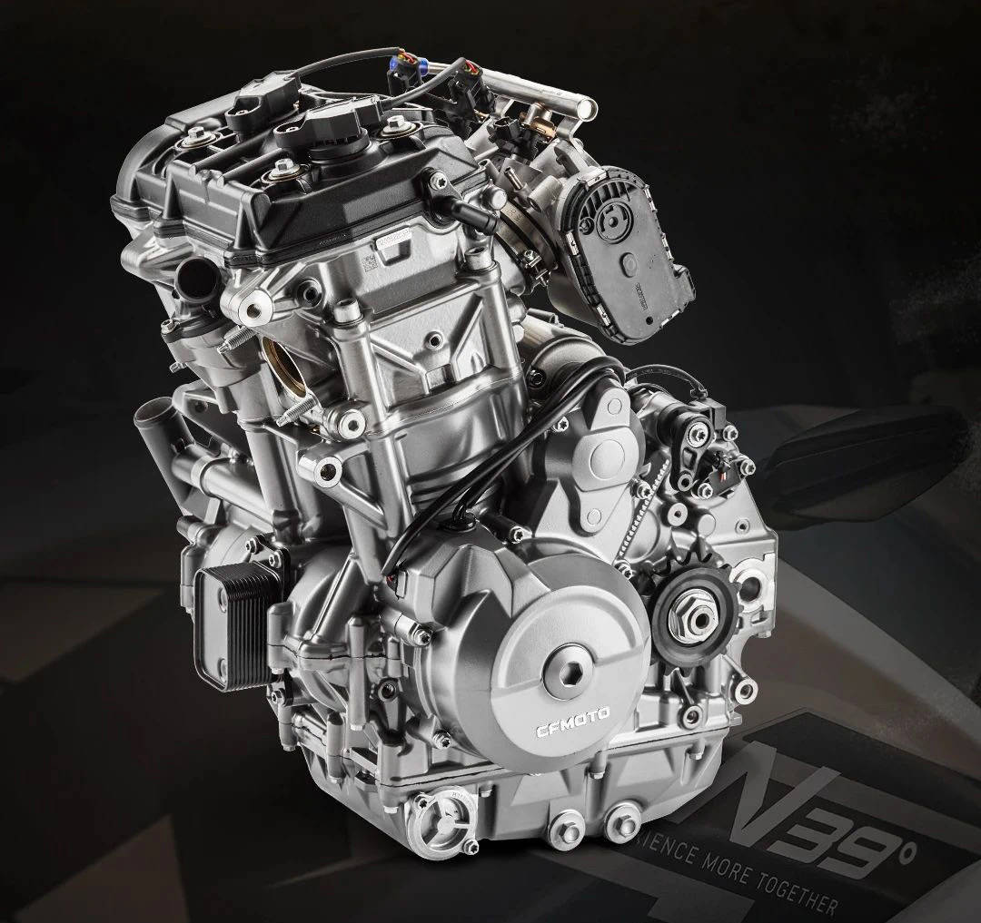 c并列双缸发动机的数据并没有太大变化,最大功率70kw(95马力)/8000rpm