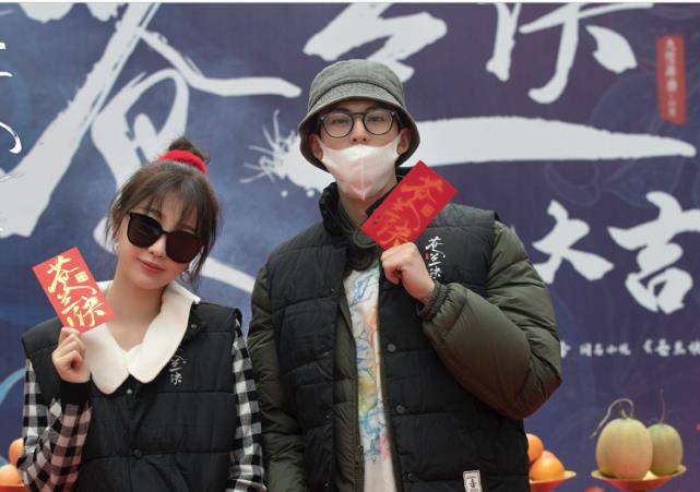 苍兰诀最新路透来啦虞书欣王鹤棣喜服加身冲这颜值我追定了