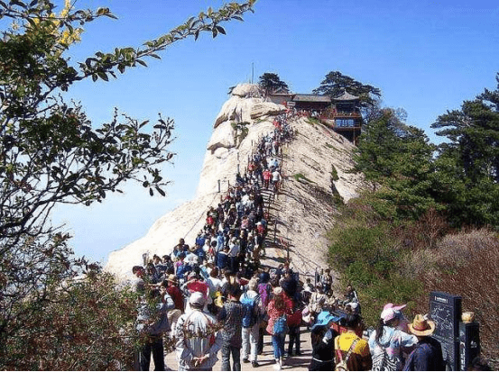 华山景区人口流量_华山景区图片(3)