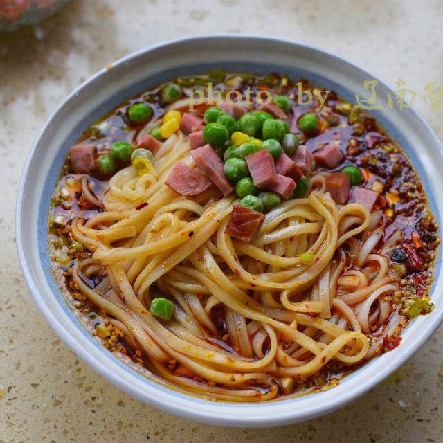 为什么米粉比面条好吃 0f3a5bea543a48a286097c7aaf92b181.jpeg