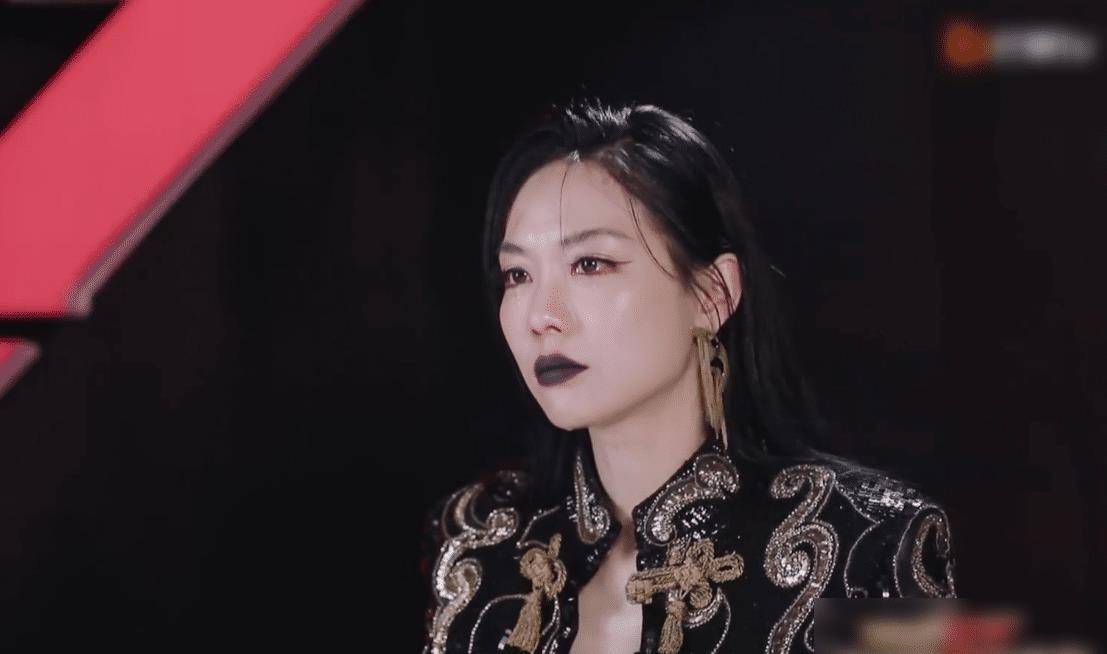 浪姐孟佳遗憾被淘汰看清王霏霏的反应后关系如何一望而知