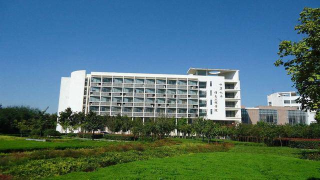 河南大学排行榜_河南唯一的211大学,5年排名进步90名,超过北邮和海大