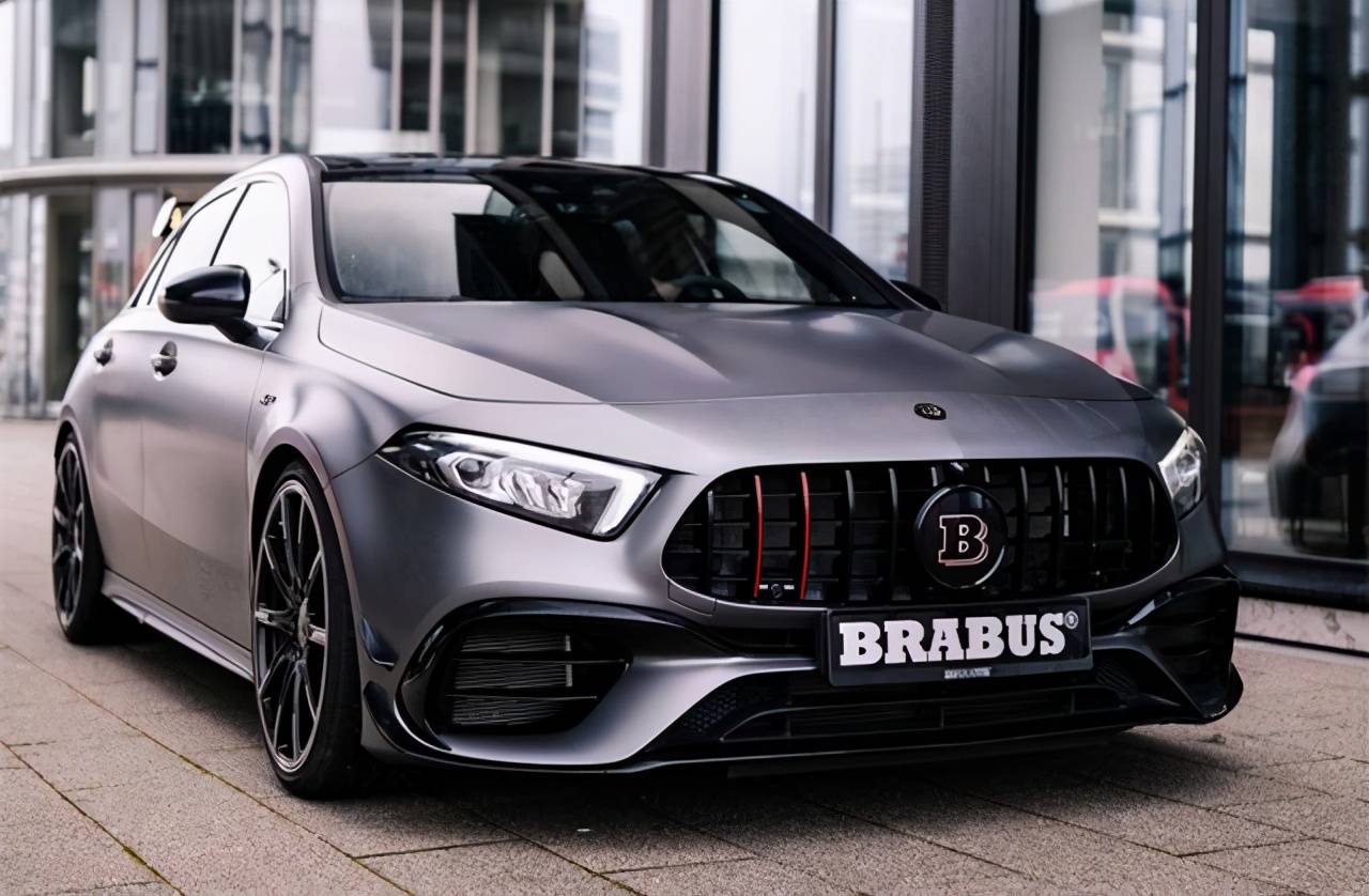 就在今年年初,巴博斯又发布了一款全新的入门级车型,它就是b45,而这款